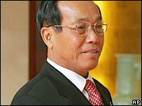 梭溫任總理期間曾在2006年正式訪華