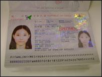 蛇頭以欺騙的方式申請護照和簽証